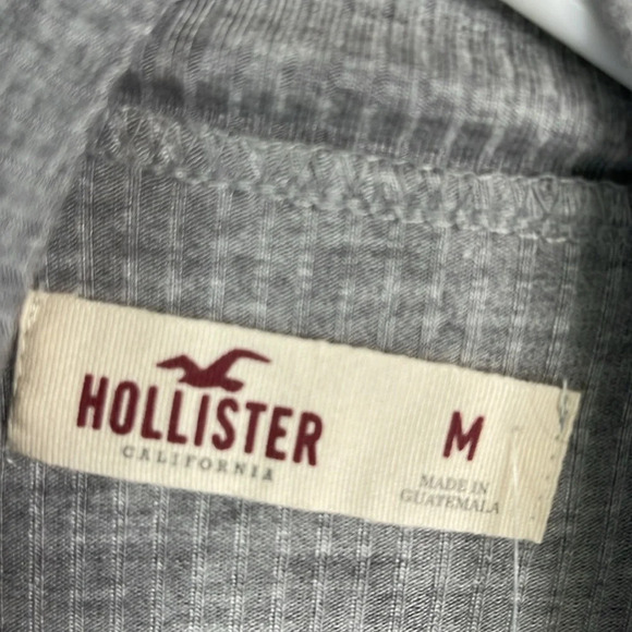 HOLLISTER NWT Ribbed Choker Neck Shirt Grey  Cutout Bodycon Viscose Stretch M - Picture 6 of 10